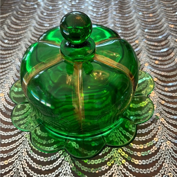 1896 EAPG Riverside Glass Works Pressed Glass covered dish - Picture 2 of 10